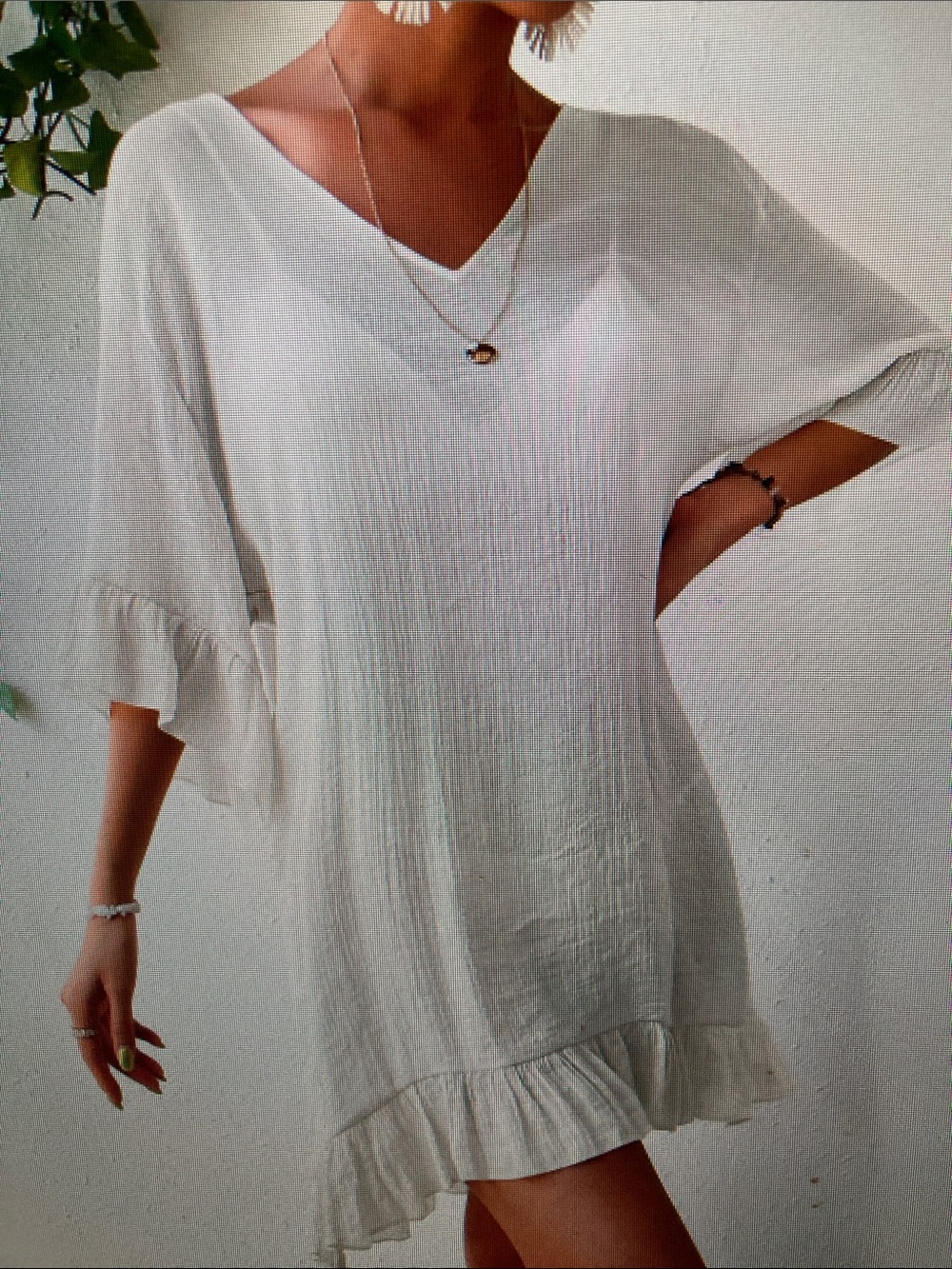 Women’s V-Neck Ruffle Hem Dress in White